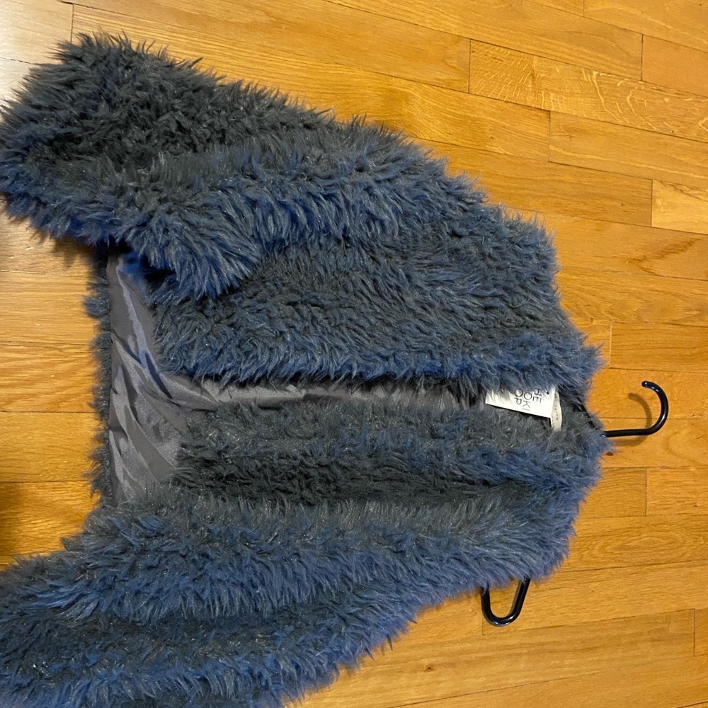 Snooki Shop Vest